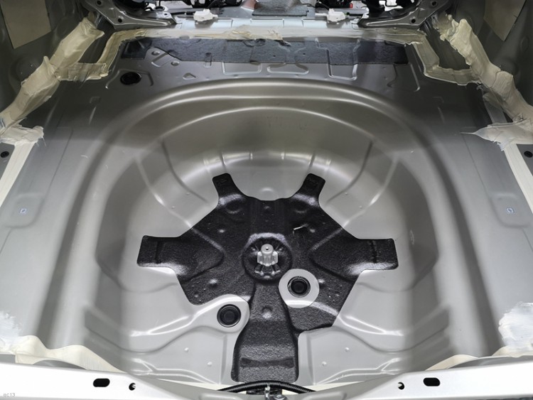 丰田亚洲龙隔音施工,丰田亚洲龙2022款做隔音要多少钱