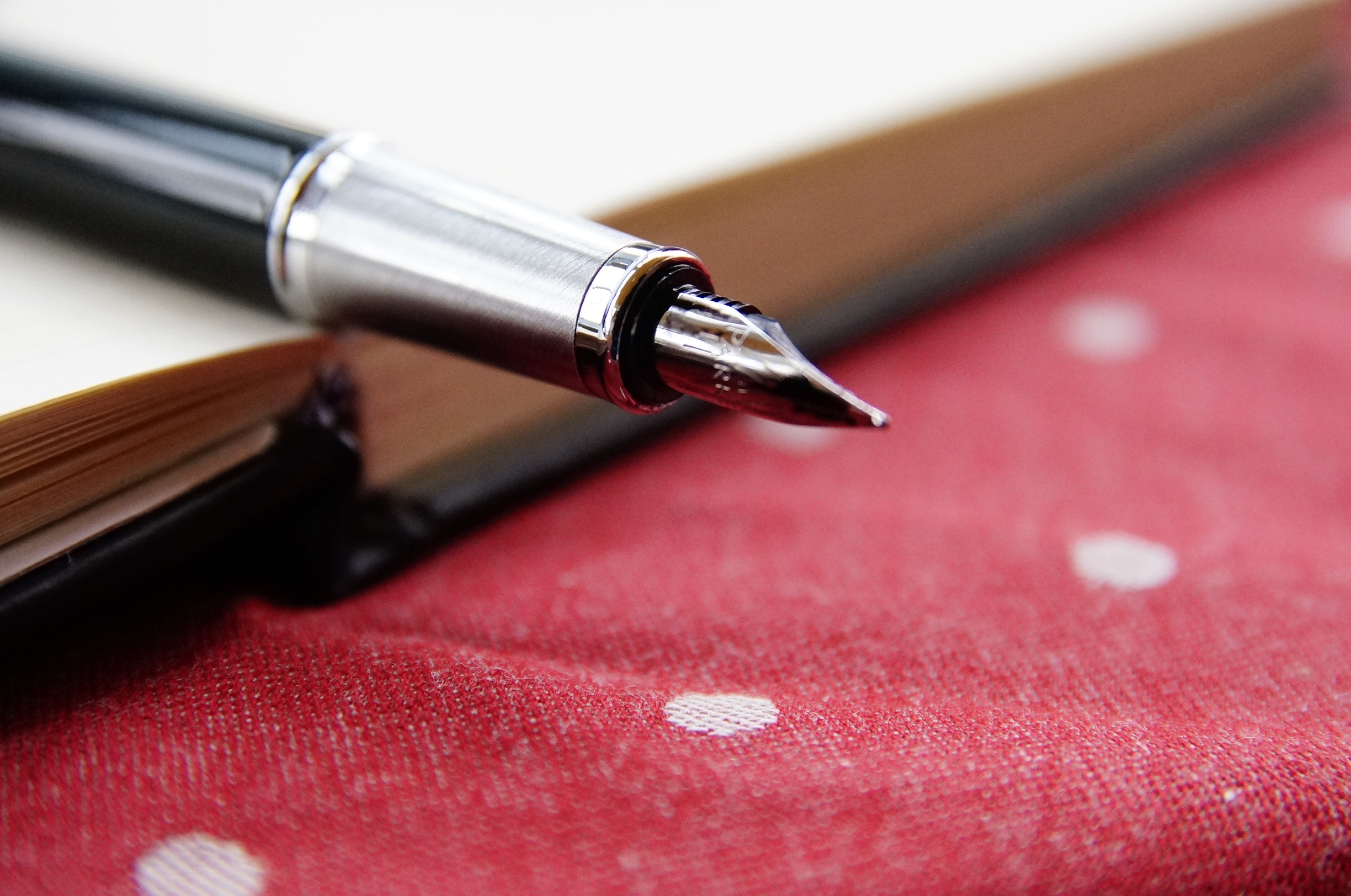 200元钢笔测评最值得入手的钢笔,评测20款入门级钢笔