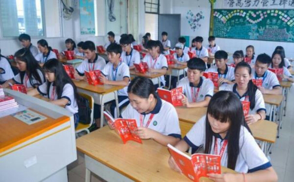 究竟该做鸡头还是做凤尾,要做鸡头还是要做凤尾