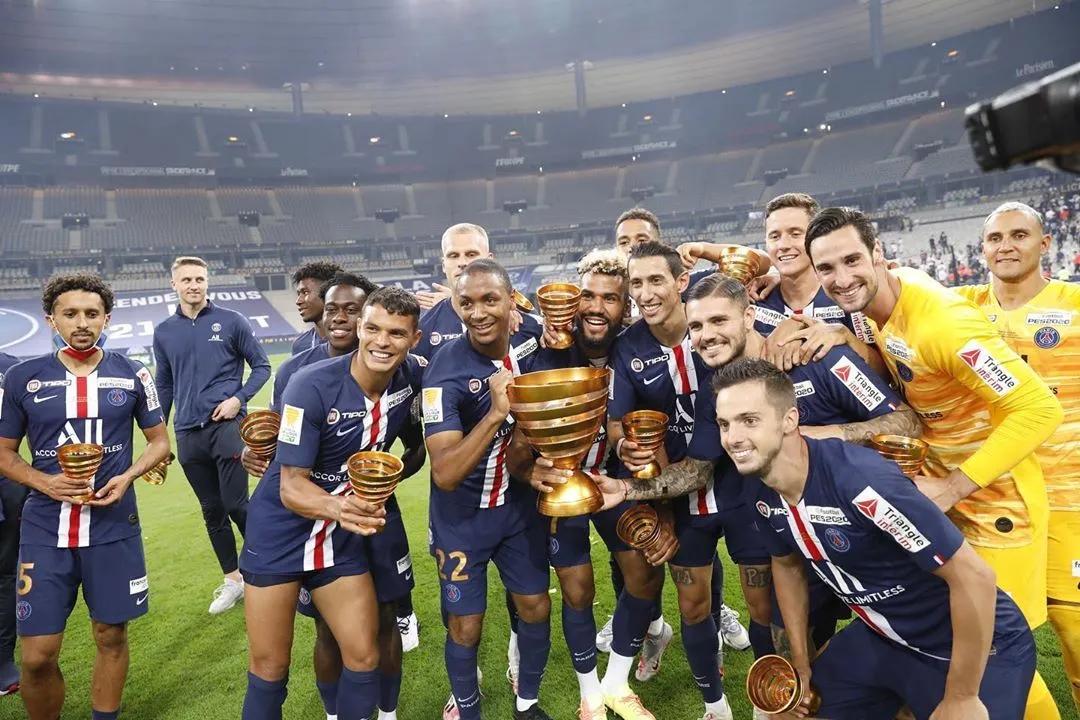 祝好！蒂亚戈-席尔瓦正式告别大巴黎