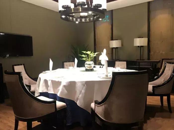 郑州适合50人聚餐推荐餐厅,郑州有什么可以40人聚餐的地方