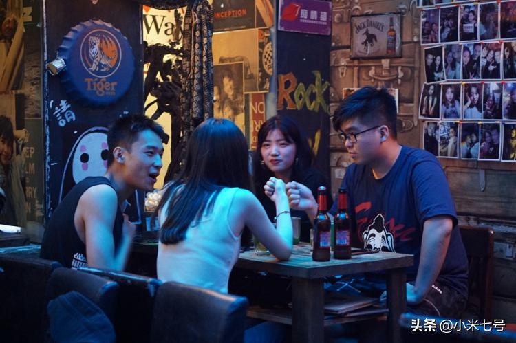 星空鸡尾酒吧厦门,一杯好喝又好看的星空鸡尾酒