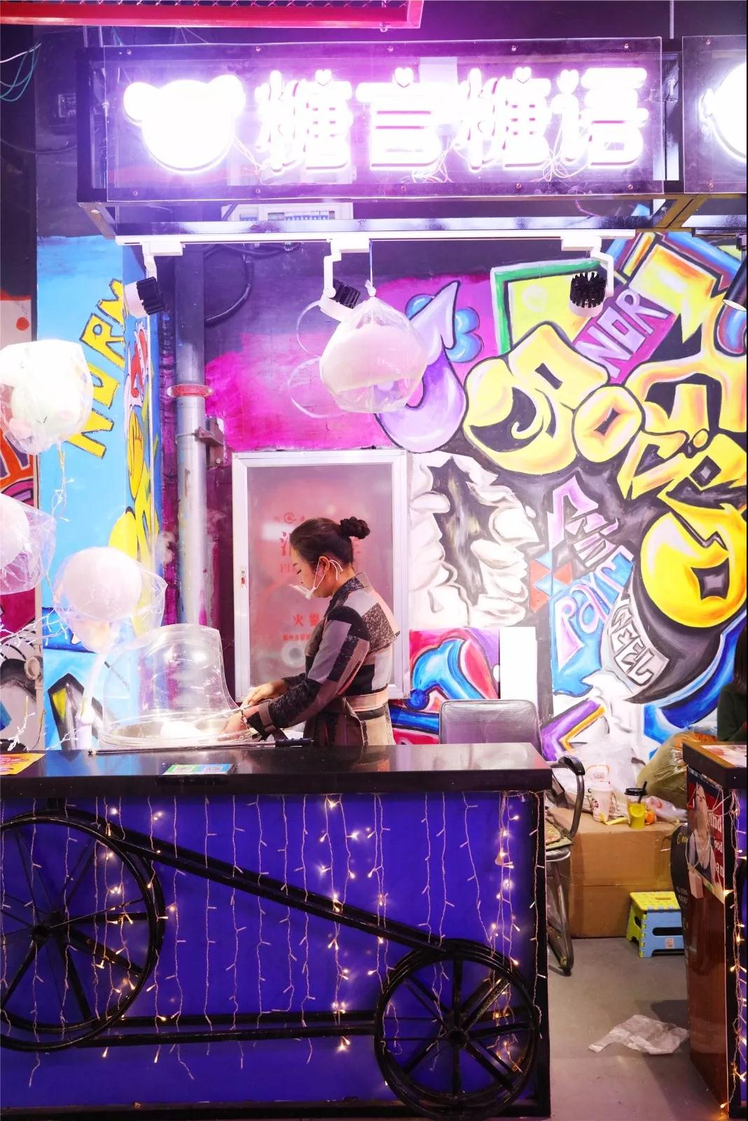 平顶山步行街新的小吃街,曝光街边小吃