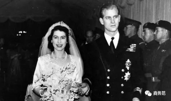 英国女王的珠宝高清,英国女王伊丽莎白二世的珠宝