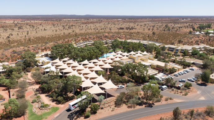 乌鲁鲁的星空晚宴，在世界中心呼唤爱「七夕特稿」