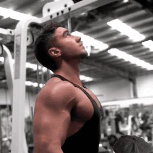 胸部下垂怎样有效练胸大肌,练胸后如何全方位放松胸大肌