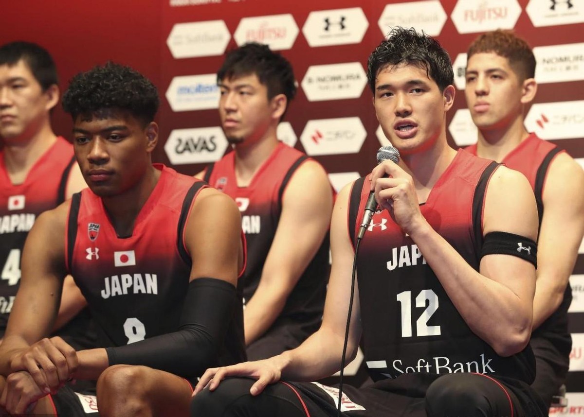 中国男篮将对阵菲律宾队首发,中国男篮怕菲律宾吗