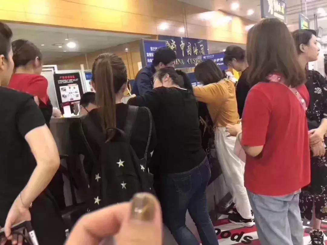 代购过海关会被扣吗,代购过海关需要交税费吗