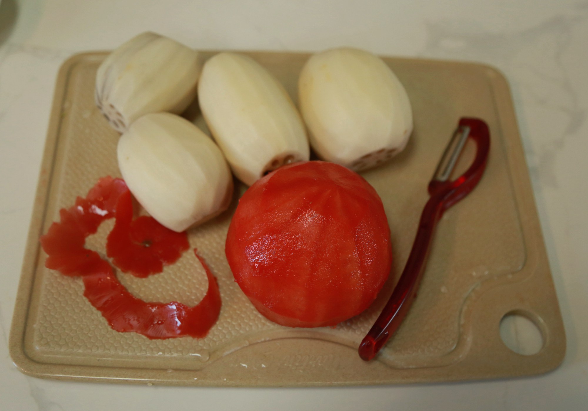 莲藕怎样炒出来脆好吃,莲藕怎么炒才好吃短视频