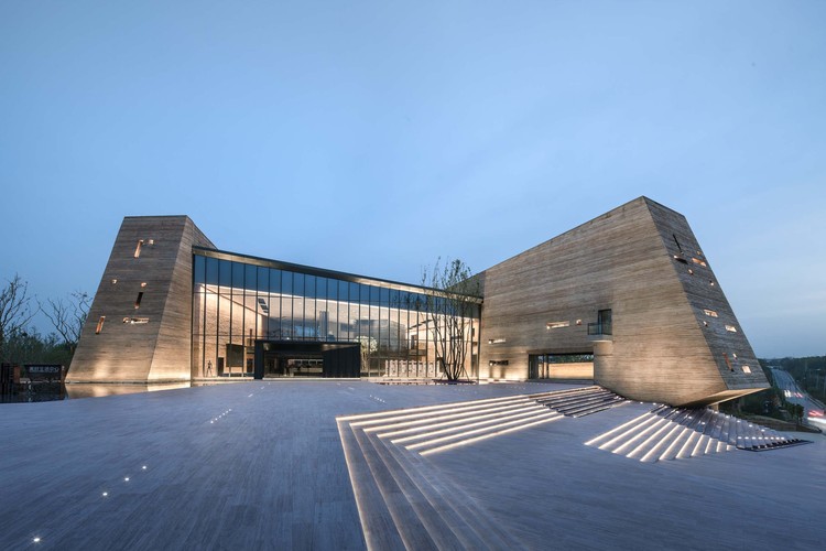 郑州建业足球小镇,郑州建业足球小镇游玩