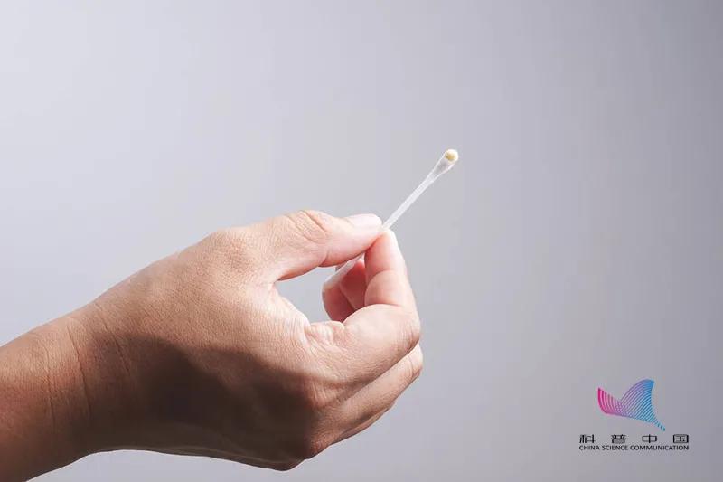 油耳朵是稀耳屎吗,油耳多久掏一次耳屎比较好