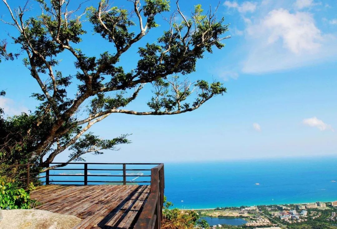 三月机票特价旅游地,3月份从成都出发机票白菜价