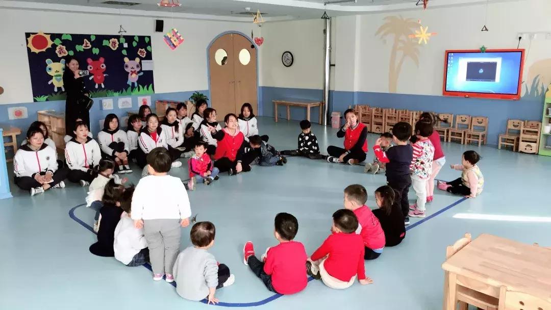 深泉学院幼教专业研学世纪昂立助力人才成长