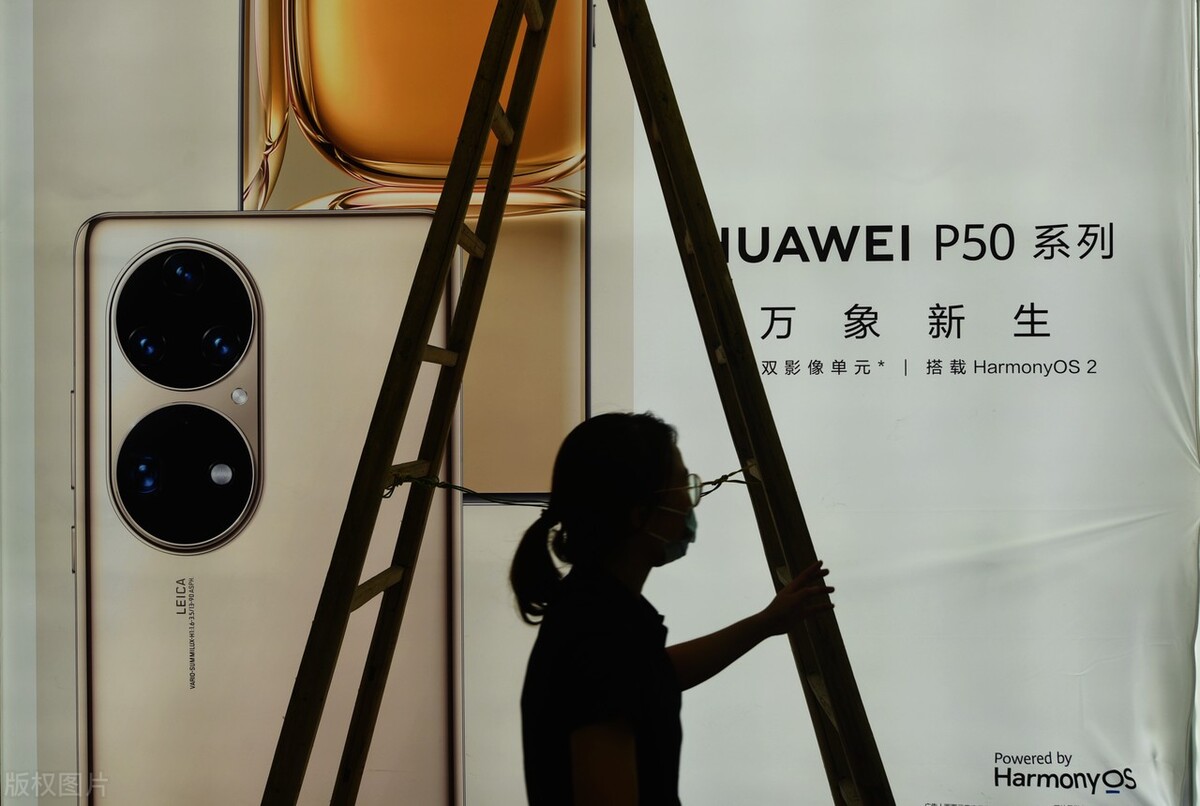 解密疯狂的岁末年初，手机产品竞争的攻与盾