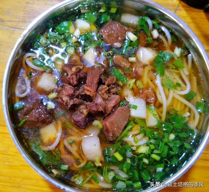 中国最好吃米粉在哪里,各地特色美食米粉