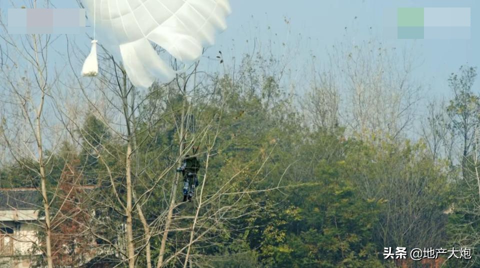 中国当兵的大学生，都是这样度过第一次