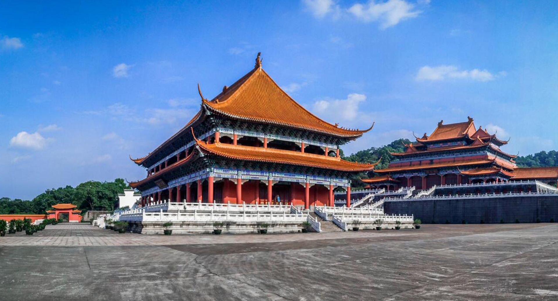 全国首个gdp破万亿区,全国首个gdp破5000亿元县级市