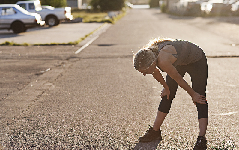 运动后头痛恶心想吐是怎么回事,长时间不运动突然运动恶心想吐