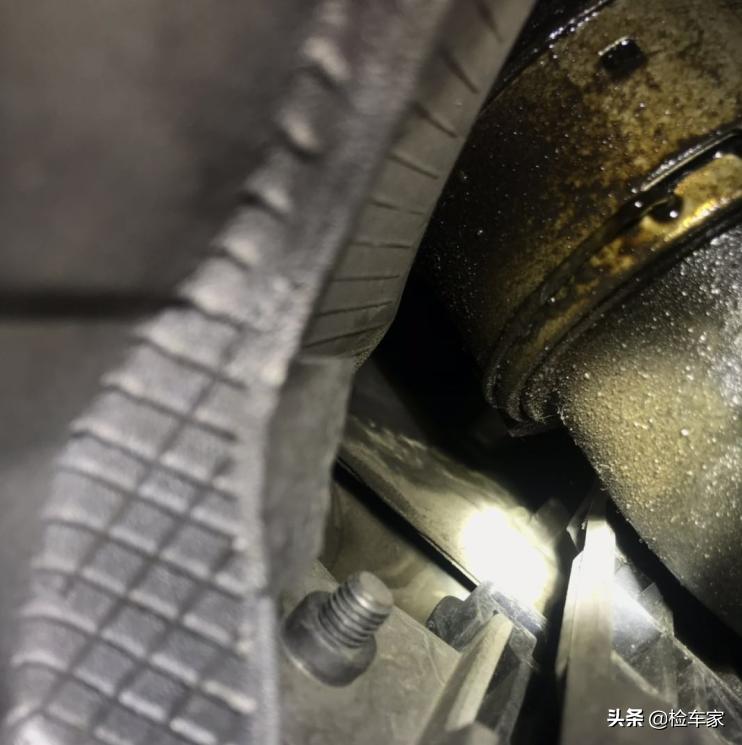 跑了40万公里的宝马740,开了5年的宝马740还值多少钱