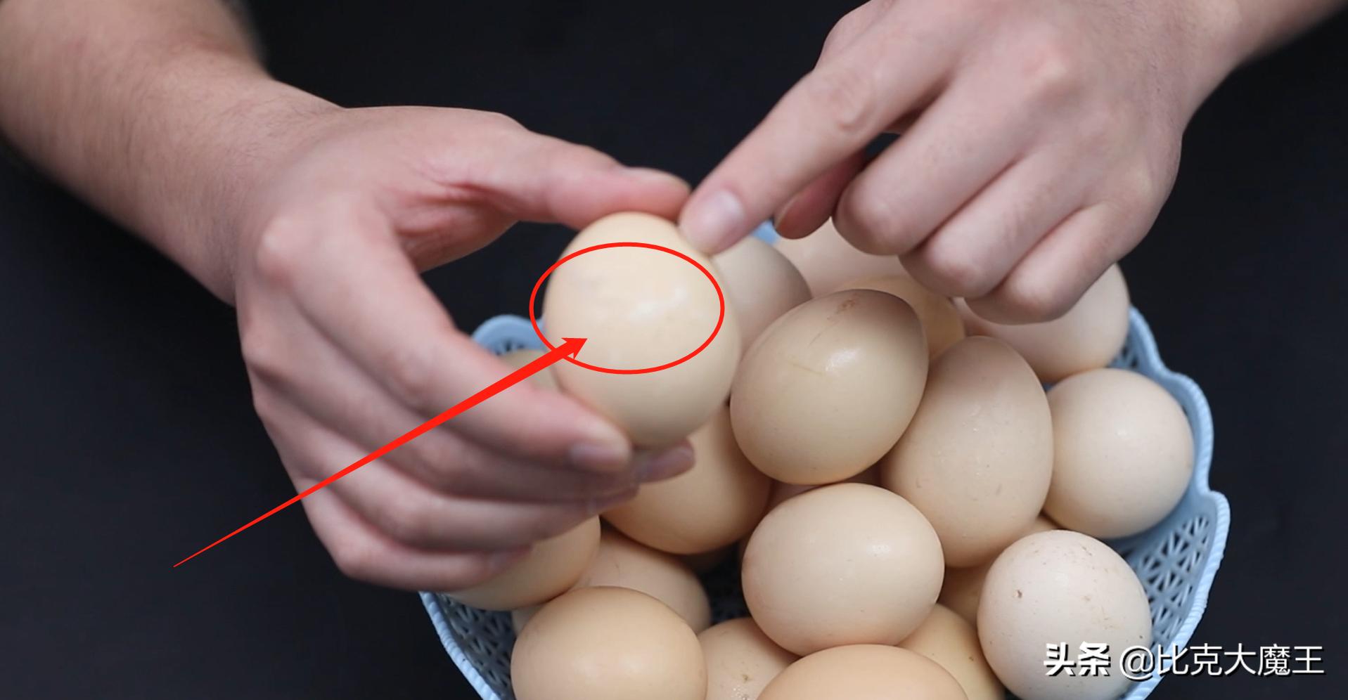 买鸡蛋时怎么挑新鲜鸡蛋,买鸡蛋怎么防止碎