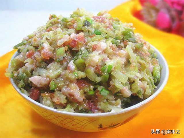 十种素饺子馅的完美搭配,三鲜虾仁饺子馅正宗调法