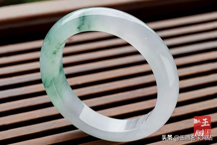 玉镯怎么鉴别真假视频,玉镯怎么鉴别真假