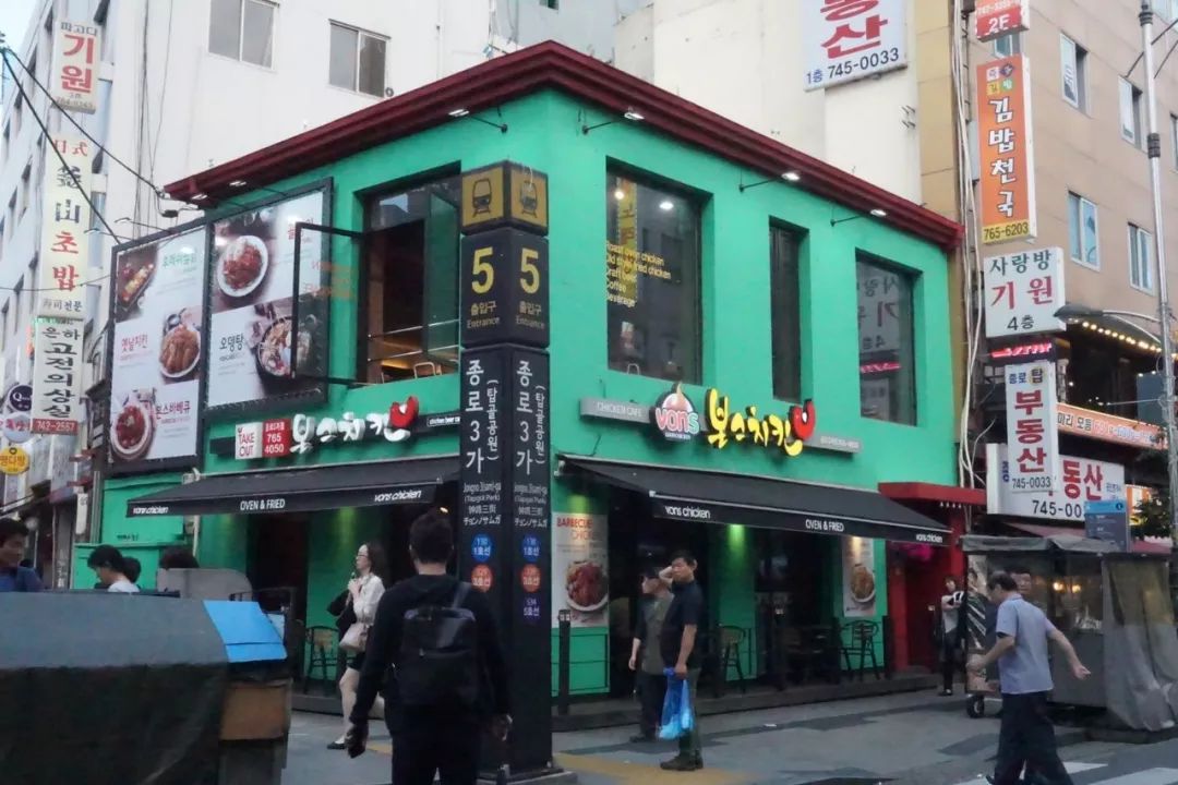 首尔的街巷，藏着商业好看的模样