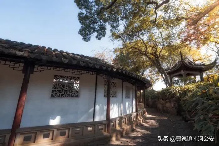 诗词｜腹有诗书气自华，一生必读的180首诗词！（值得收藏）