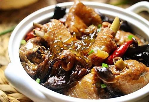 秋季约上三五好友一起去露营烧烤,来延边开始秋天的旅行