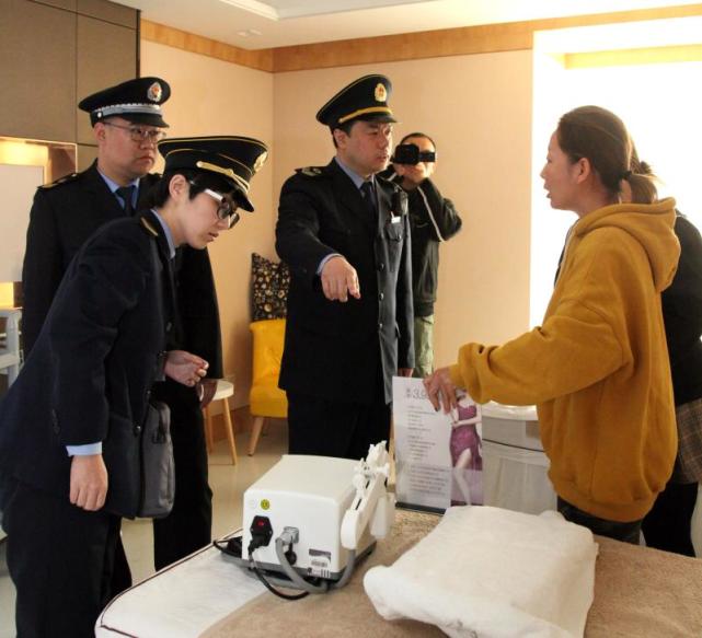 党建引领促发展当好健康守门人,党建引领守护百姓健康