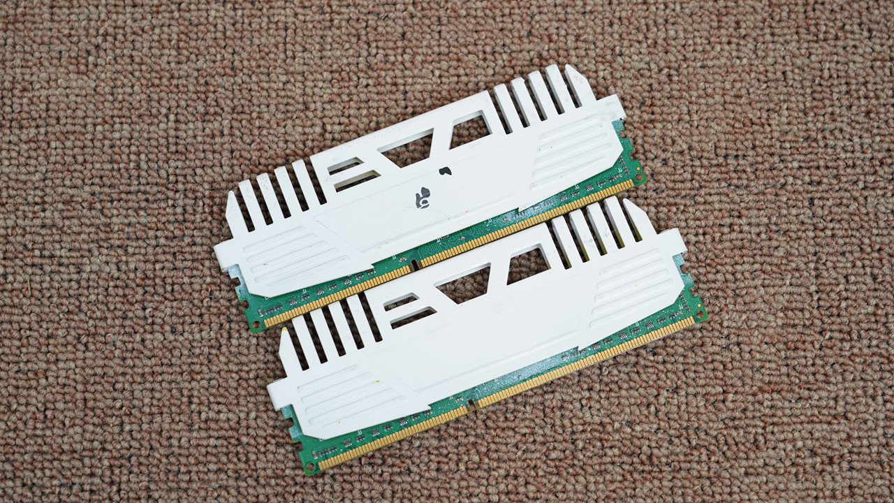 家境贫寒买电脑多少钱合适,家境没有钱推荐平板电脑