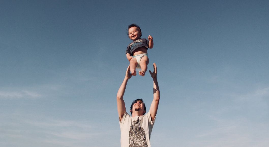 涨奶难受怎么办,涨奶像石头一样怎么解决