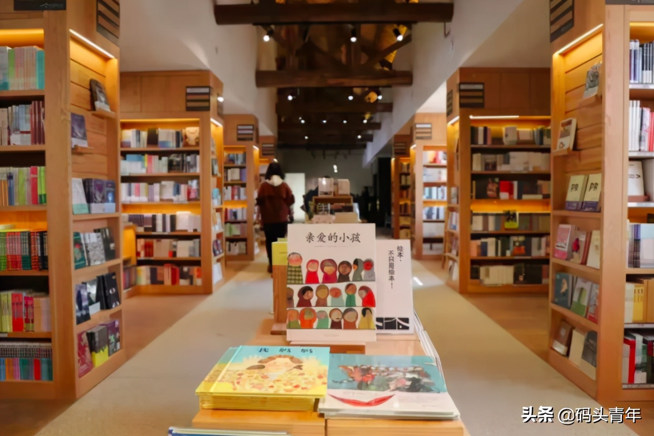 河南人口最少的县用“美学”发展经济,县委书记是70后留美博士