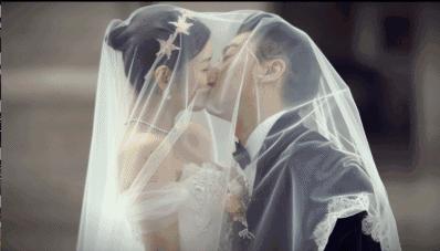 昆凌结婚穿的婚纱真的好大气,唐嫣昆凌婚纱