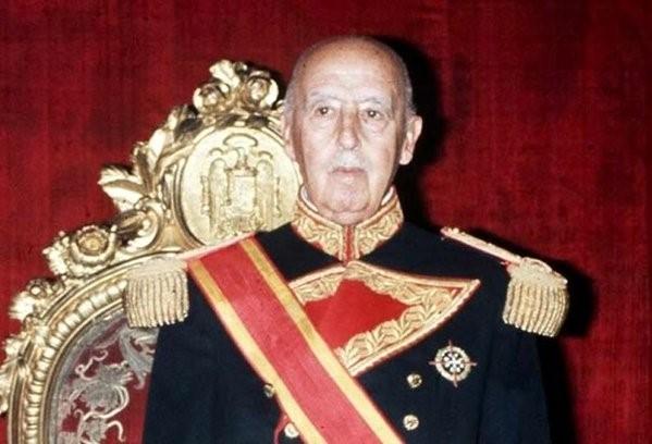 第二次世界大战期间，“轴心国”阵营中的核心人物，各个面漏凶光