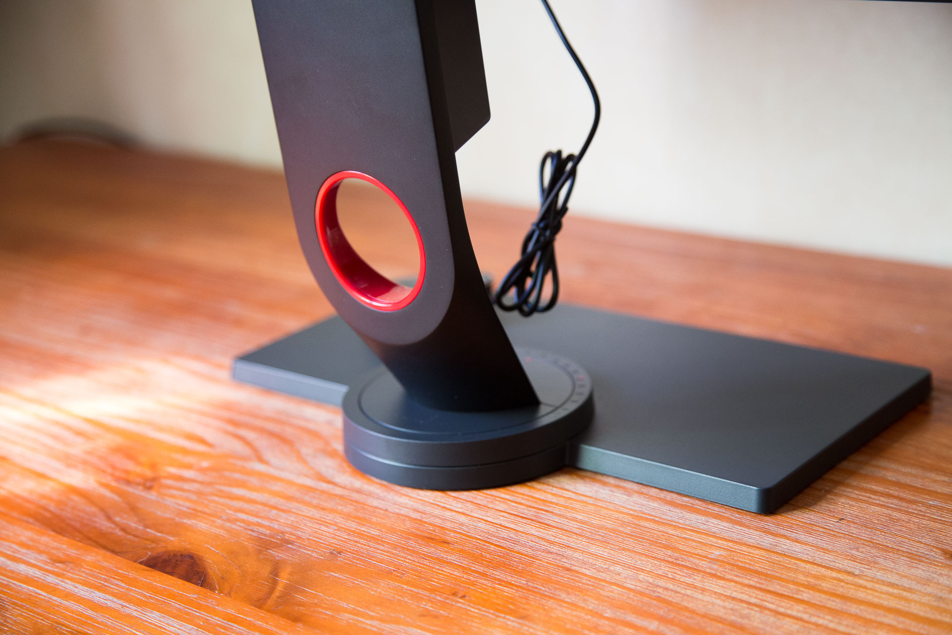 240hz刷新率跟165hz刷新率区别大吗,240hz1k卓威