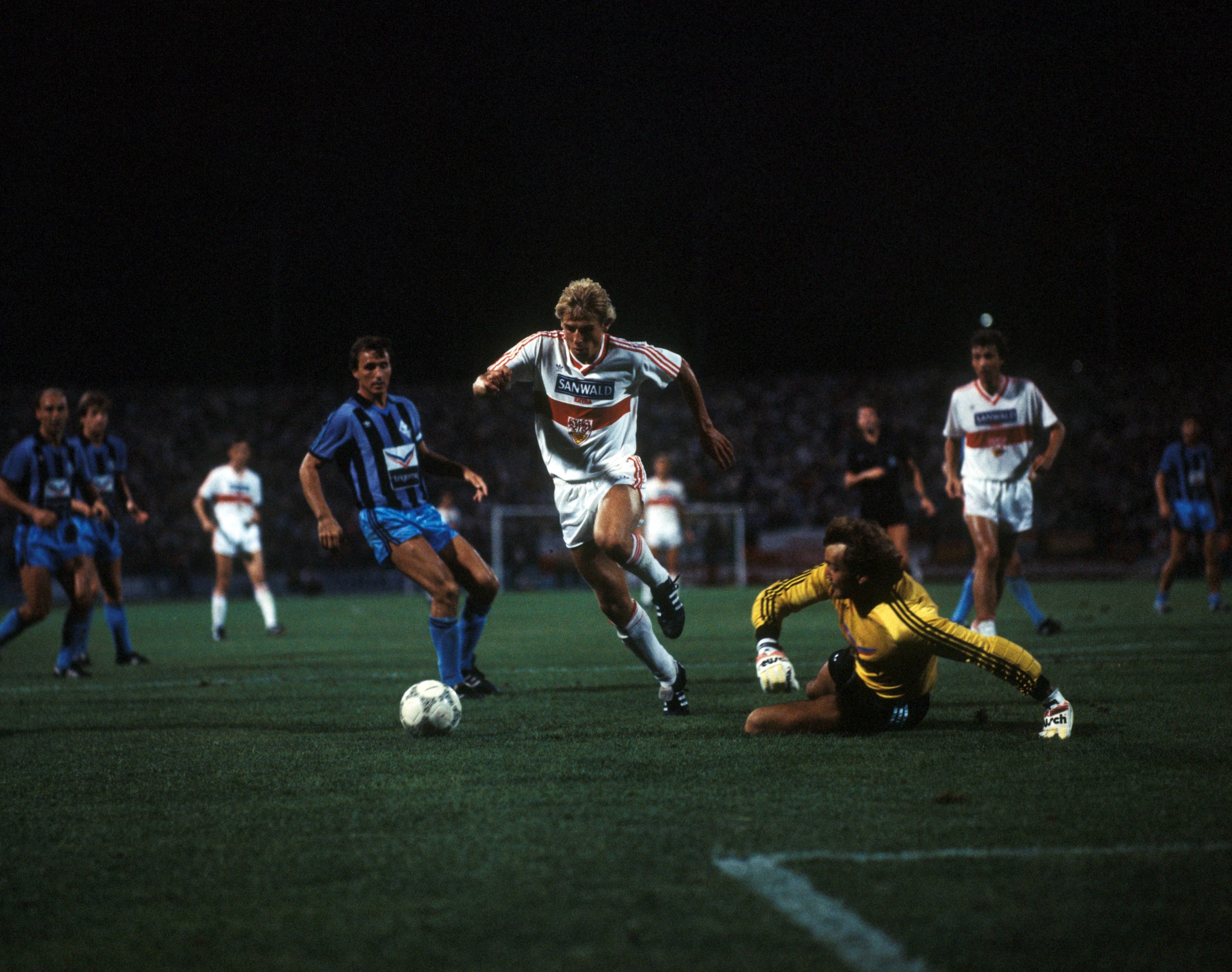 克林斯曼蒙娜丽莎微笑,克林斯曼回眸