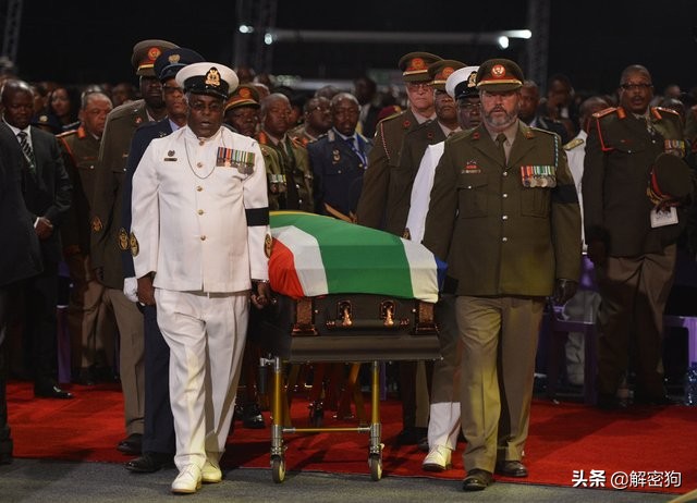 南非总统曼德拉死后南非怎么样了,影响南非国父曼德拉的一段话