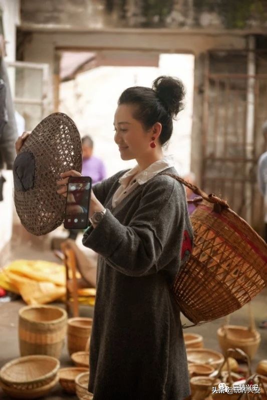 编织老匠人,73岁老人编织手艺