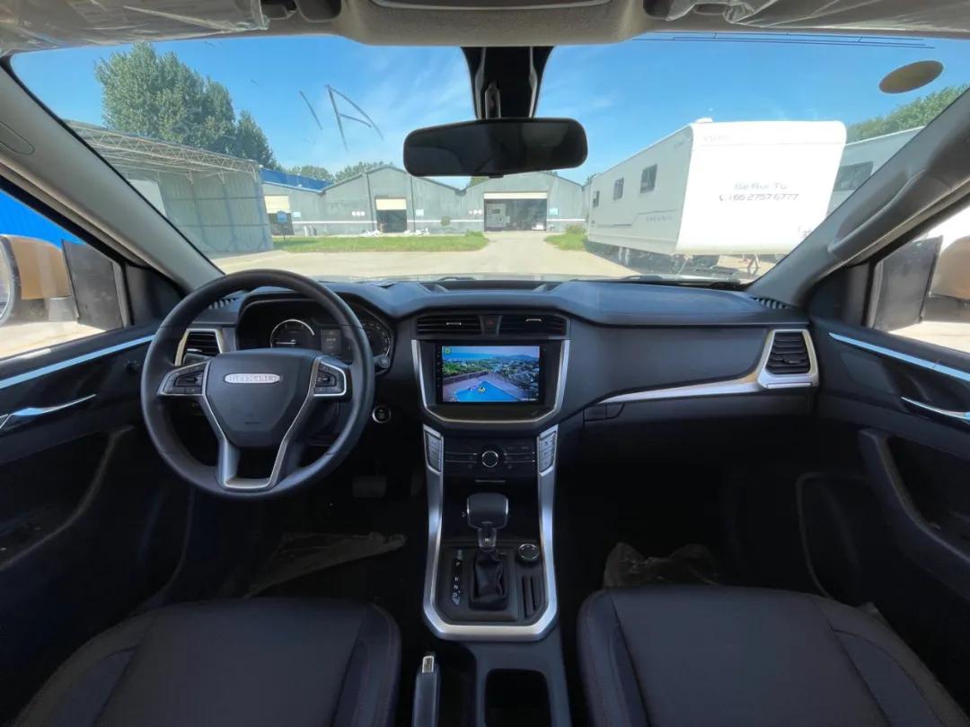 爱旅途t70四驱皮卡房车后横床,爱旅途房车t90和t70底盘有什么区别