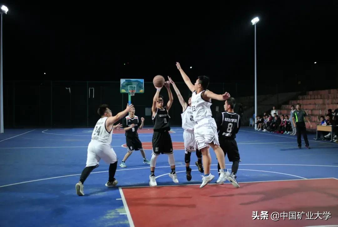 鍥戒箳姣旇禌瓒呯噧鐬棿,姣旇禌瓒呯噧鏃跺埢