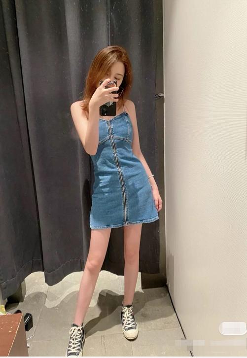 经典百搭的牛仔裙时髦又减龄,韩版超薄慵懒风宽松显瘦牛仔裙