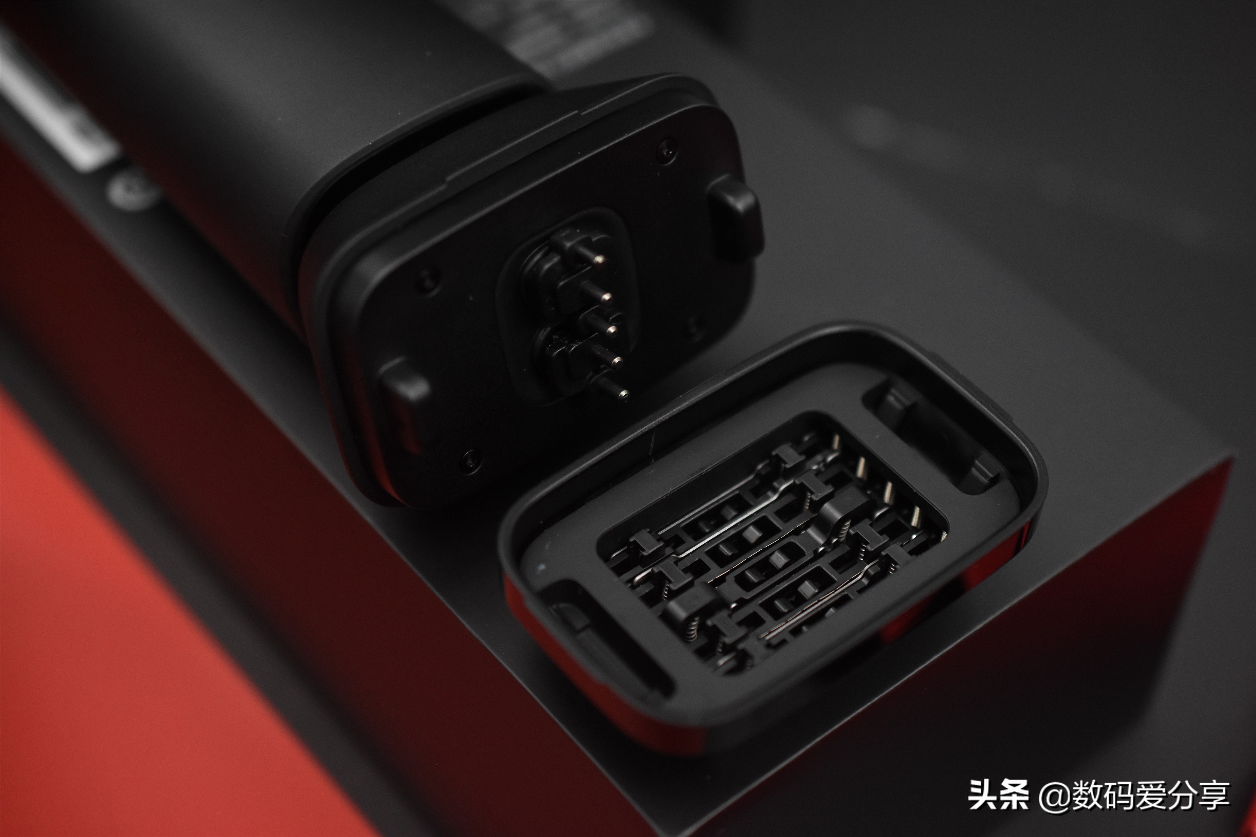 小米博朗刮胡刀测评,小米往复式电动剃须刀