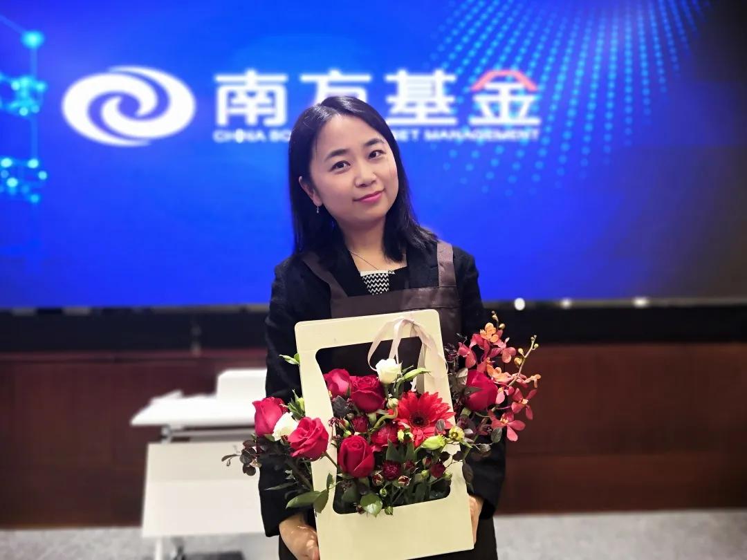 南方稳健成长基金好不好,南方基金发行期