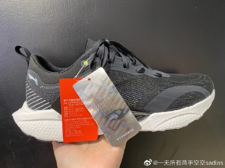 全城9代价格高过AJ35，李宁真的比耐克强了么？