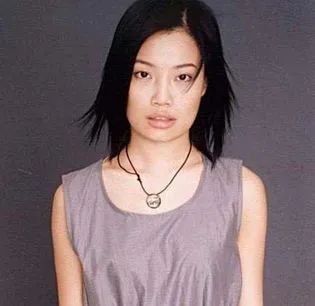 乐坛小天后完整视频,香港小天后邓紫棋成名曲