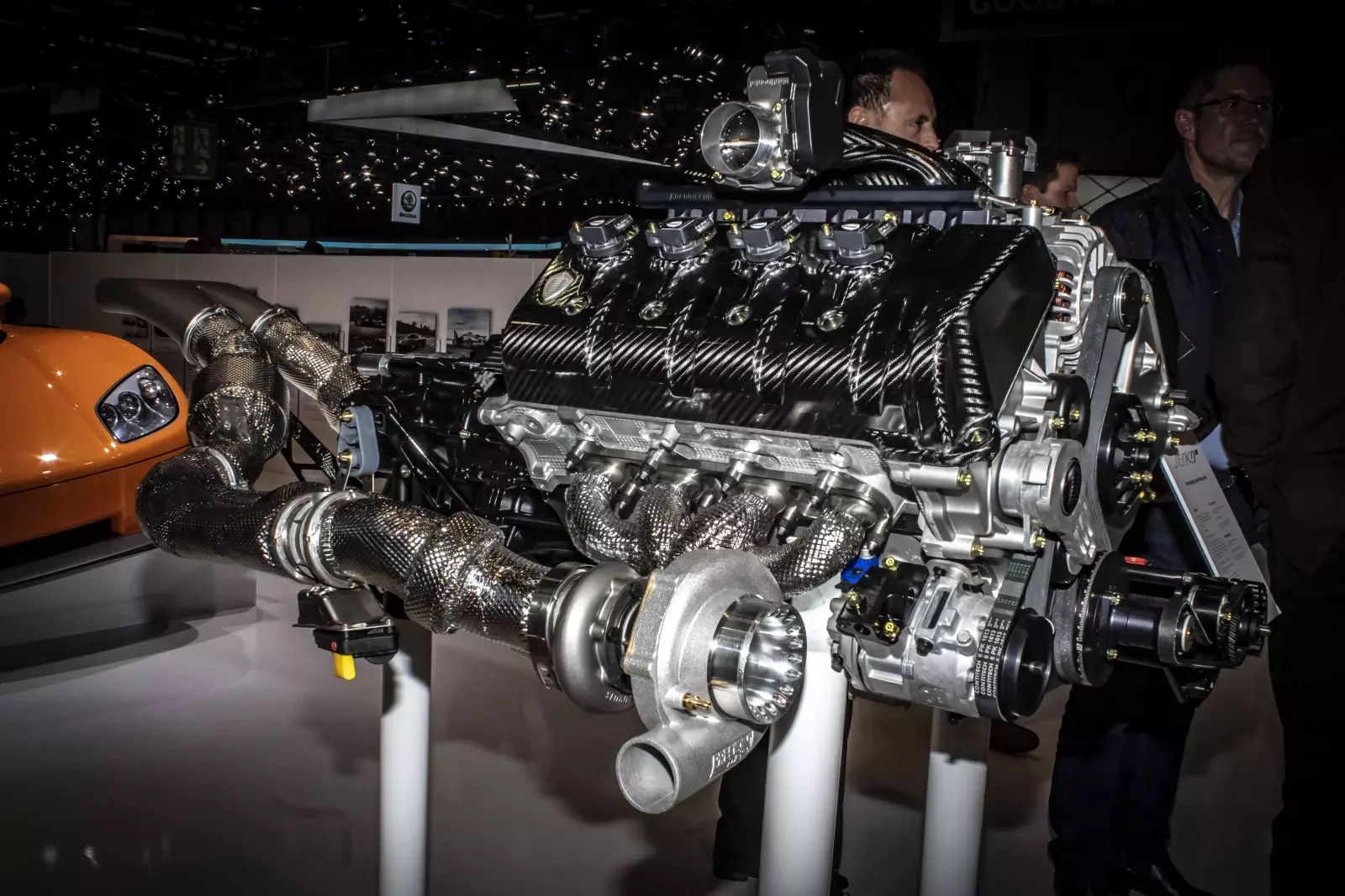 三十几人的瑞典小厂，如何就打造出千万级别的超跑呢？本文详解