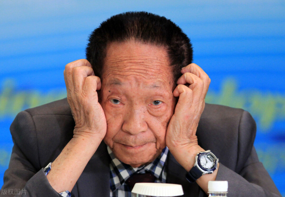 饱食者当忆袁老：禾下乘凉梦，仓满无饥恐