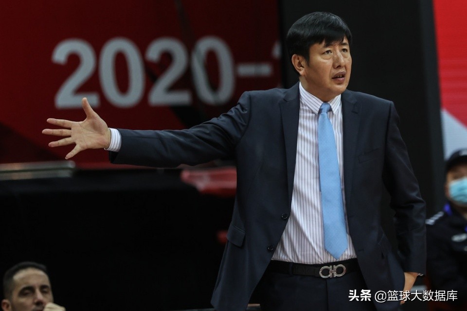 曝辽宁男篮主帅下课,曝辽宁名帅再次下课