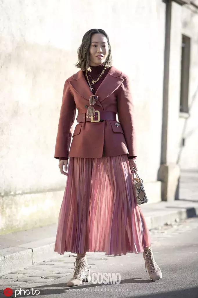 杜鹃吊带裙穿搭,杜鹃轻盈半身裙